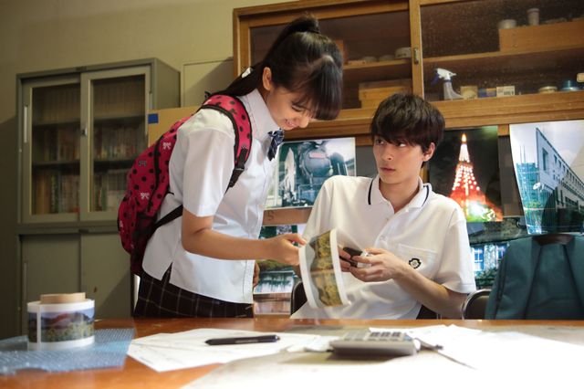 横顔も美しい高杉真宙『世界でいちばん長い写真』（4枚目）