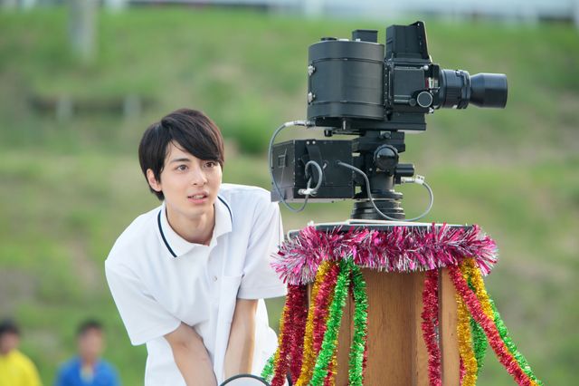 横顔も美しい高杉真宙『世界でいちばん長い写真』（7枚目）