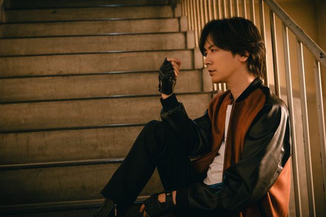 DAIGO、仮面ライダー変身で夢叶う！映画『仮面ライダーガッチャード』インタビュー撮り下ろしカット（4枚目）