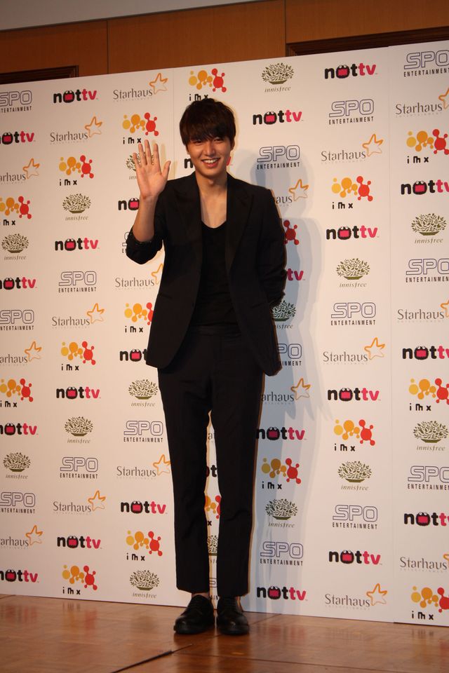 韓国スターのイ・ミンホ、1年半ぶりに胸をときめかせながら来日！　画像ギャラリー（5枚目）