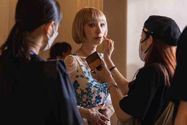 「ダウンタイム」研ナオコ衝撃のビフォアアフター＜場面写真＆メイキング8枚＞：フォトギャラリー