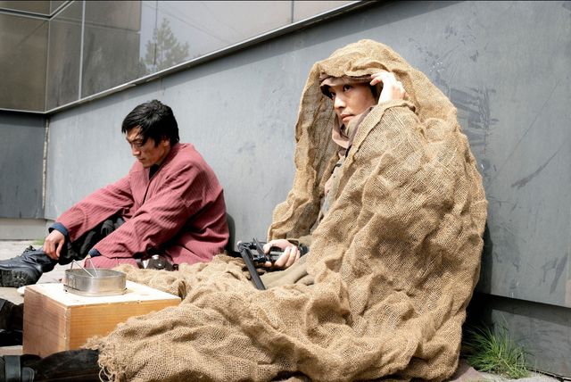 「VIVANT」テントのリーダーが明らかに！第5話場面写真（ネタバレあり）（14枚目）