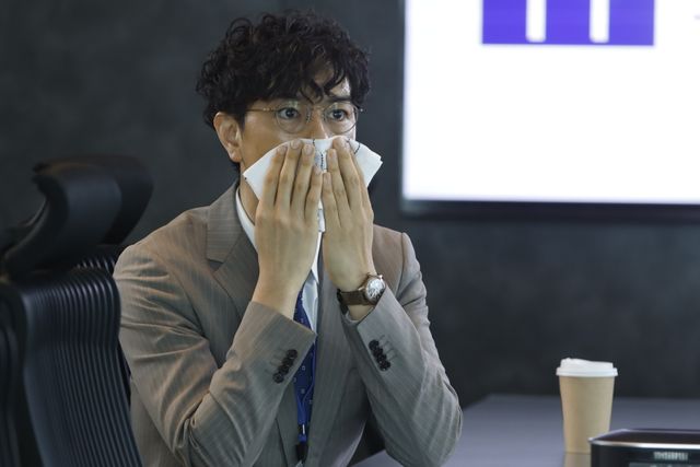 不測の事態が…「Believe」第3話より【場面写真17点】（3枚目）