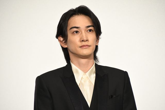 菅田将暉、松下洸平、町田啓太、萩原利久らスーツで登壇！『ミステリと言う勿れ』初日舞台挨拶（11枚目）