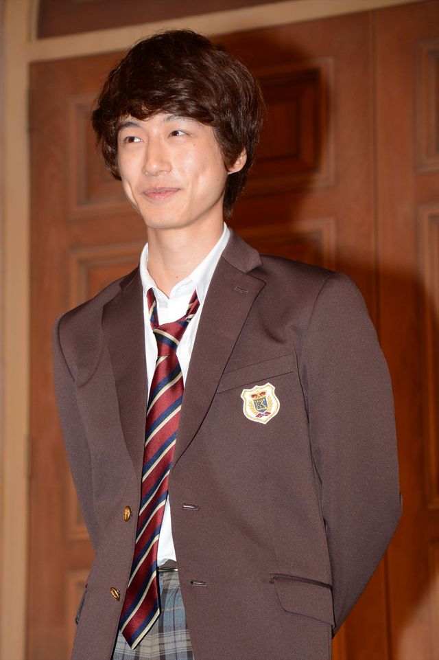 桐谷美玲は“ギリギャル”?!　25歳の制服姿は「ギリギリアウト」　画像ギャラリー（10枚目）