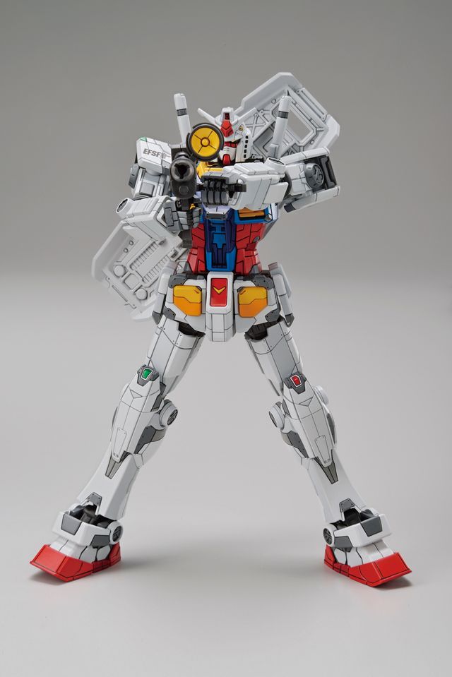 「1/144 RX-78F00 ガンダム&ガンダムドック」＆「1/100 RX-78F00 ガンダム」（3枚目）