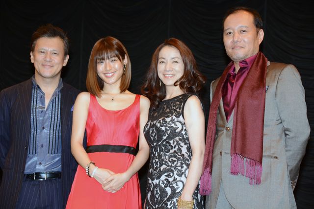 瀧本美織が清純派卒業を宣言！舞台「ブエノスアイレス午前零時」フォトギャラリー：フォトギャラリー