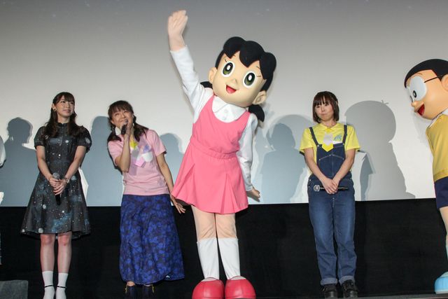 ドラえもん　旧声優陣　サイン色紙 ドラえもん声優交代いつ 貴重]ドラえもん旧声優陣 目の前で書い