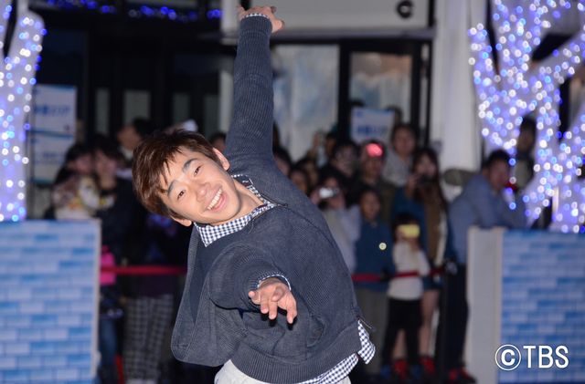 織田信成、鈴木明子のスケーティングを披露！フォトギャラリー（5枚目）