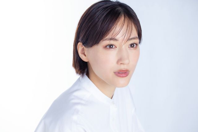 透き通るよう…綾瀬はるか【インタビューカット集】（5枚目）