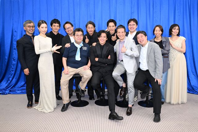 映画『フロントライン』キャスト陣とモデルが対面：フォトギャラリー