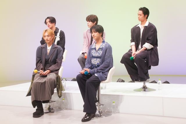 美の渋滞！駒木根葵汰・新原泰佑・宇佐卓真・南雲奨馬・夏生大湖「25時、赤坂で」シーズン2会見にズラリ（17枚目）