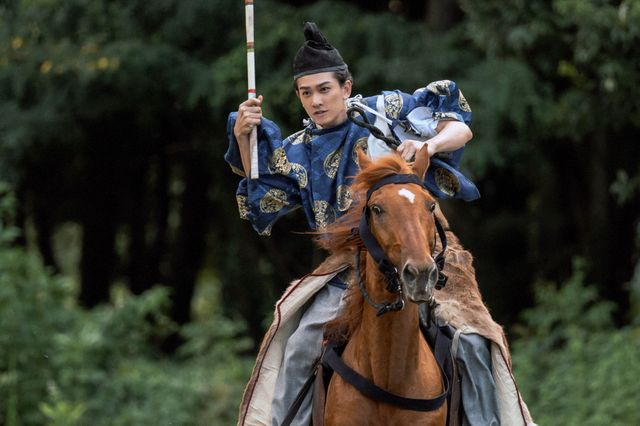 まぶしい！「光る君へ」道長、公任、斉信の打毬シーン：フォトギャラリー