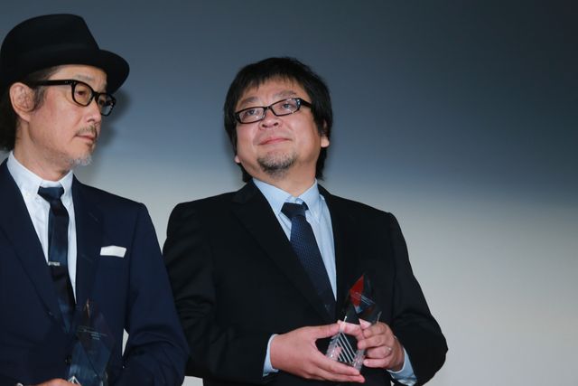 本田翼＆広瀬すずが白のふんわりドレスで登場！その透明感っぱない！東京国際映画祭が閉幕…クロージングセレモニーフォトギャラリー（16枚目）