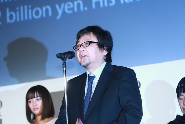 本田翼＆広瀬すずが白のふんわりドレスで登場！その透明感っぱない！東京国際映画祭が閉幕…クロージングセレモニーフォトギャラリー（30枚目）