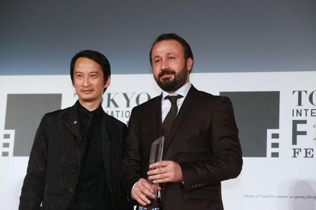 本田翼＆広瀬すずが白のふんわりドレスで登場！その透明感っぱない！東京国際映画祭が閉幕…クロージングセレモニーフォトギャラリー（45枚目）