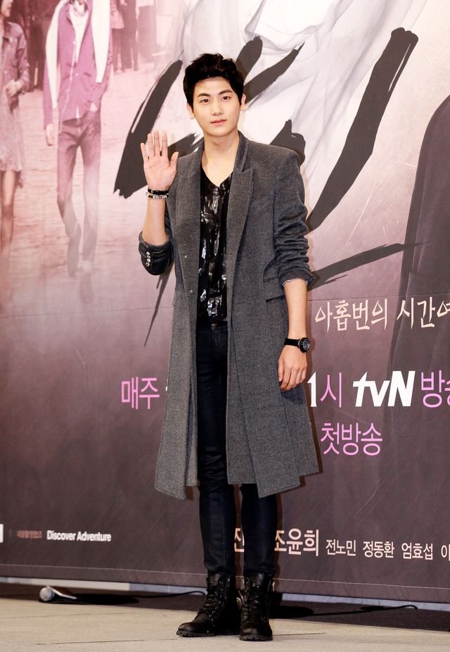 ZE:Aパク・ヒョンシク、イ・ジョンソクを抜いて合コンしたい年下の男性1位に！＜韓国JPICTURES＞：フォトギャラリー