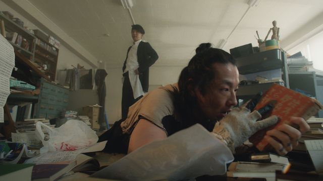 「岸辺露伴は動かない」高橋一生、中村倫也ら奇妙な場面写真（3枚目）