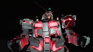実物大ユニコーンガンダム立像、いよいよ展示終了へ！雨のなか多くのファンがガンダムに「ありがとう！」