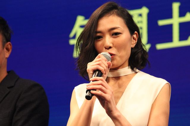 有村架純、板谷由夏に告白して照れ！「連続ドラマW 海に降る」完成披露試写会フォトギャラリー（9枚目）