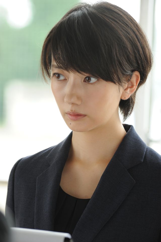 クールビューティーな比嘉（波瑠）再び！「BORDER」スピンオフ劇中ショット（5枚目）