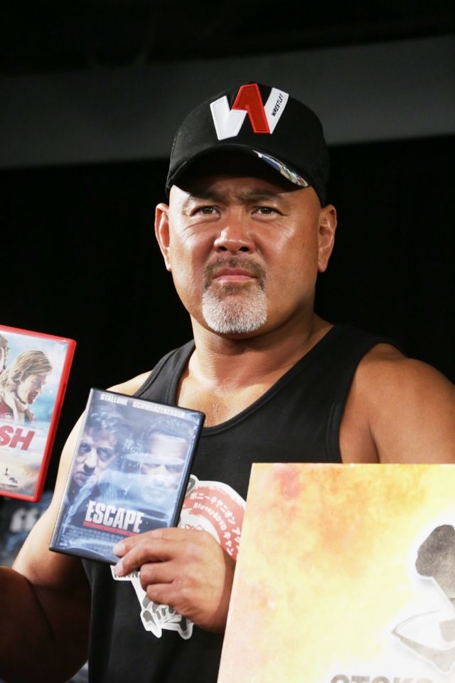 セクシーグラドルとムキムキプロレスラーが共演！フォトギャラリー（7枚目）