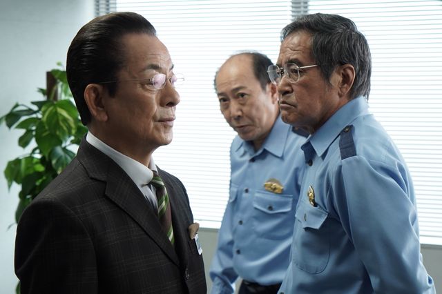 脅迫犯の正体は…？「相棒season21」第2話（15枚目）