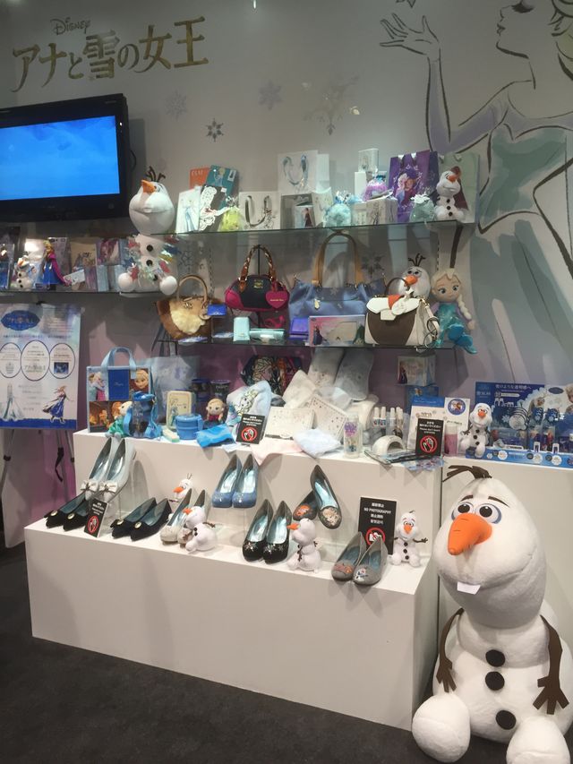 『アナ雪』から『スター・ウォーズ』までディズニーのグッズがいっぱい！「DISNEY EXPO JAPAN 2015」フォトギャラリー：フォトギャラリー