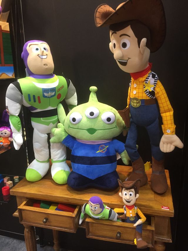 『アナ雪』から『スター・ウォーズ』までディズニーのグッズがいっぱい！「DISNEY EXPO JAPAN 2015」フォトギャラリー（9枚目）