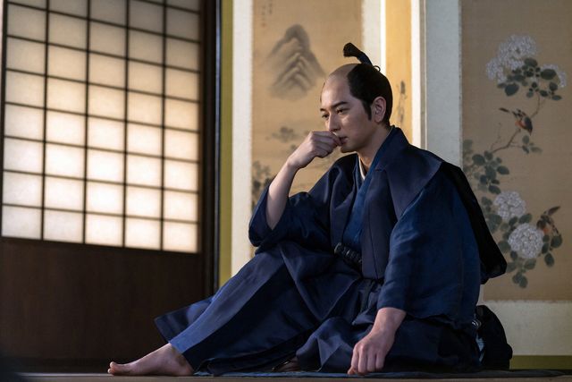 家康が臭うと言いだして…【どうする家康】第27回「安土城の決闘」の場面写真：フォトギャラリー