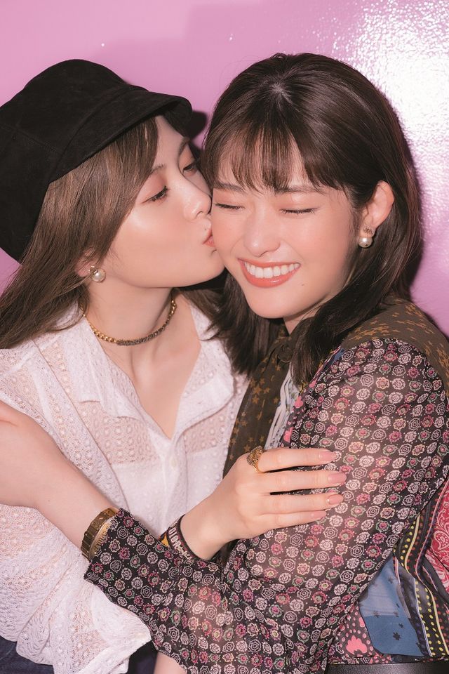 大の仲良し！白石麻衣＆松村沙友理「CanCam」1月号（4枚目）