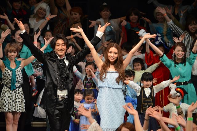 はるばる沖縄から来た熱狂的ファンやコスプレで参加した人も！「Let It Go」大合唱！写真ギャラリー（21枚目）