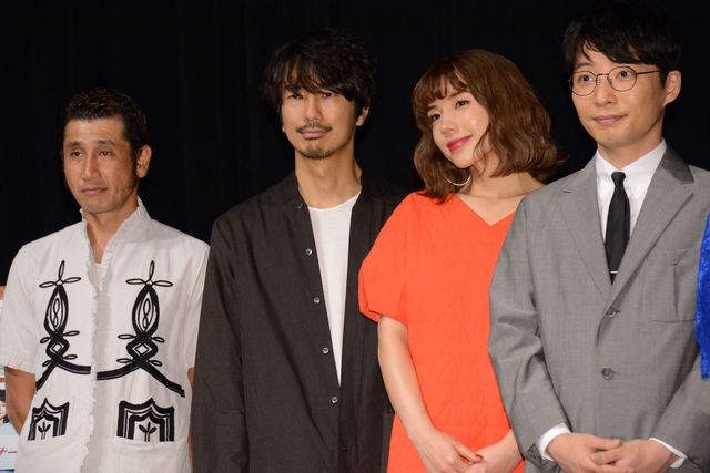 仲良すぎ！星野源＆石田ゆり子＆スガシカオら登壇！（5枚目）