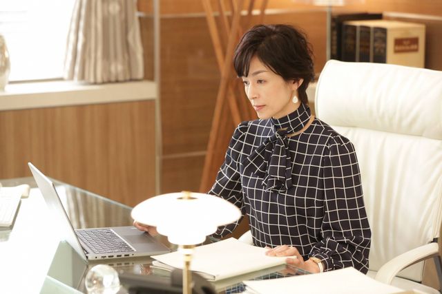 【4枚】レギュラーキャスト再集結！「SUITS／スーツ2」第1話（2枚目）