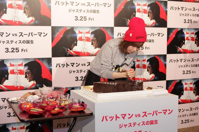 益若つばさ、セカオワFukaseとの再婚問われ明言避ける「ゆっくり見守って」　画像ギャラリー（4枚目）