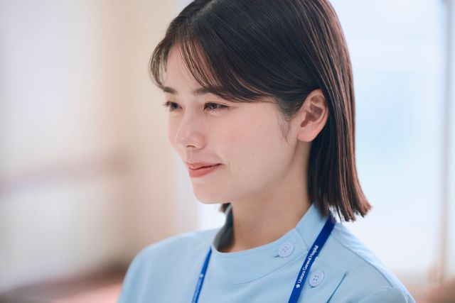 【ネタバレ】松本潤＆仲里依紗が「ラッキーセブン」以来の共演　日曜劇場「19番目のカルテ」第1話場面写真（4枚目）