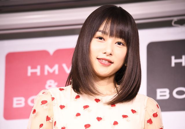 かわいい～！2018年大活躍の桜井日奈子：フォトギャラリー