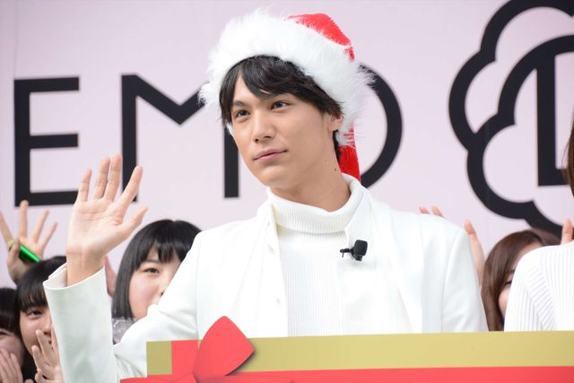 『きょうのキラ君』中川大志＆飯豊まりえがサンタ役！フォトギャラリー（2枚目）