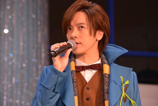 DAIGOが呪文「ルーモス！」と唱えてツリー点灯！フォトギャラリー（6枚目）