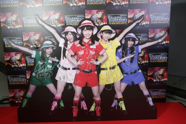 「WALKING WITH DINOSAURS」ももいろクローバーZフォトギャラリー（14枚目）