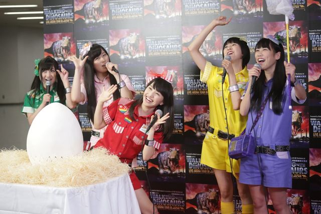 「WALKING WITH DINOSAURS」ももいろクローバーZフォトギャラリー（18枚目）