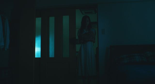 あの女の正体は…？『呪怨：呪いの家』荒川良々、黒島結菜ら絶叫場面写真＜9点＞（2枚目）