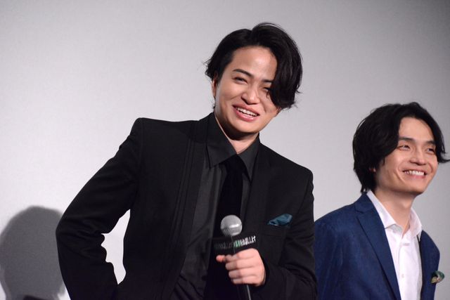 応募倍率140倍！大森元貴＆菊池風磨ら出席『#真相をお話しします』完成披露舞台あいさつ：フォトギャラリー