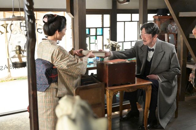 【画像6枚】朝ドラ「風、薫る」虎太郎（小林虎之介）とりん（見上愛）は楽しそうに…第20回場面写真（4枚目）