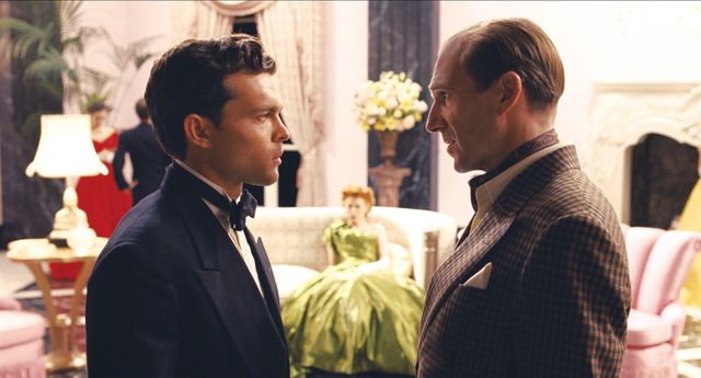 スカヨハ、お色気たっぷりのハリウッド女優役！コーエン兄弟最新作『ヘイル、シーザー！』場面写真ギャラリー（4枚目）