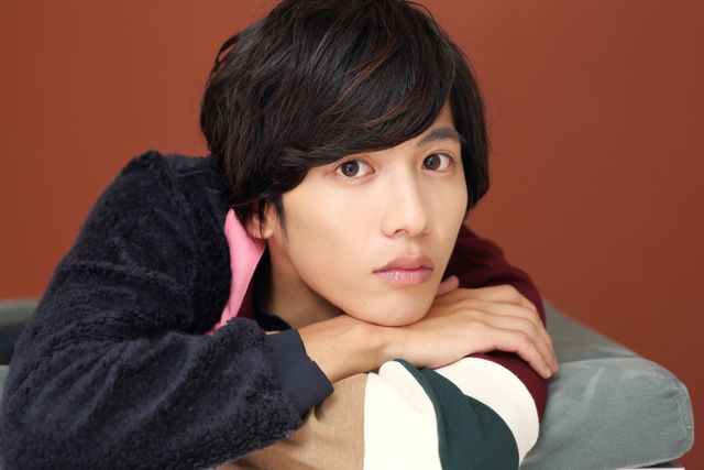 志尊淳『走れ！T校バスケット部』インタビューカット（2枚目）