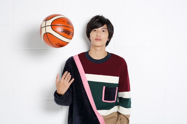 志尊淳『走れ！T校バスケット部』インタビューカット（6枚目）