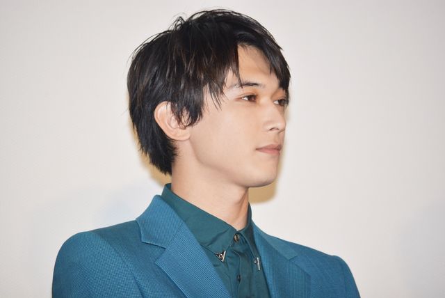 吉沢亮のドS発言に大歓声！小栗旬ら映画『銀魂2 掟は破るためにこそある』初日舞台あいさつに出席：フォトギャラリー