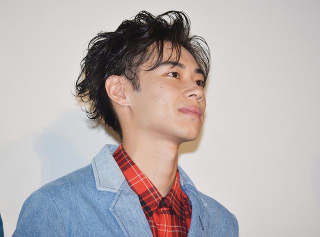 吉沢亮のドS発言に大歓声！小栗旬ら映画『銀魂2 掟は破るためにこそある』初日舞台あいさつに出席（5枚目）