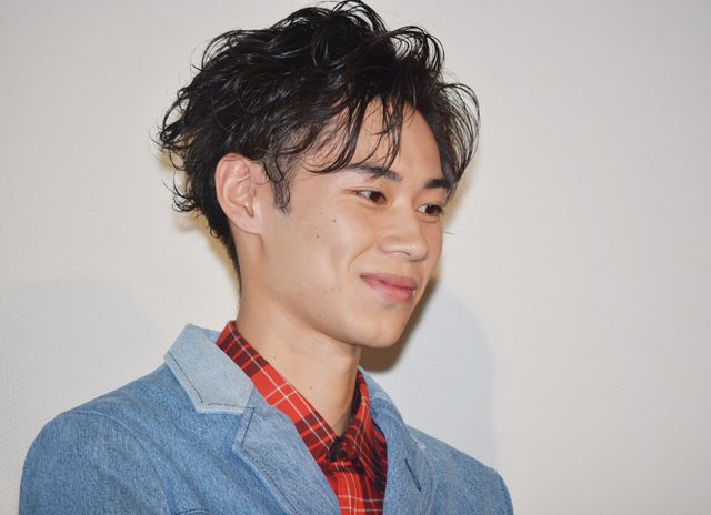 吉沢亮のドS発言に大歓声！小栗旬ら映画『銀魂2 掟は破るためにこそある』初日舞台あいさつに出席（6枚目）